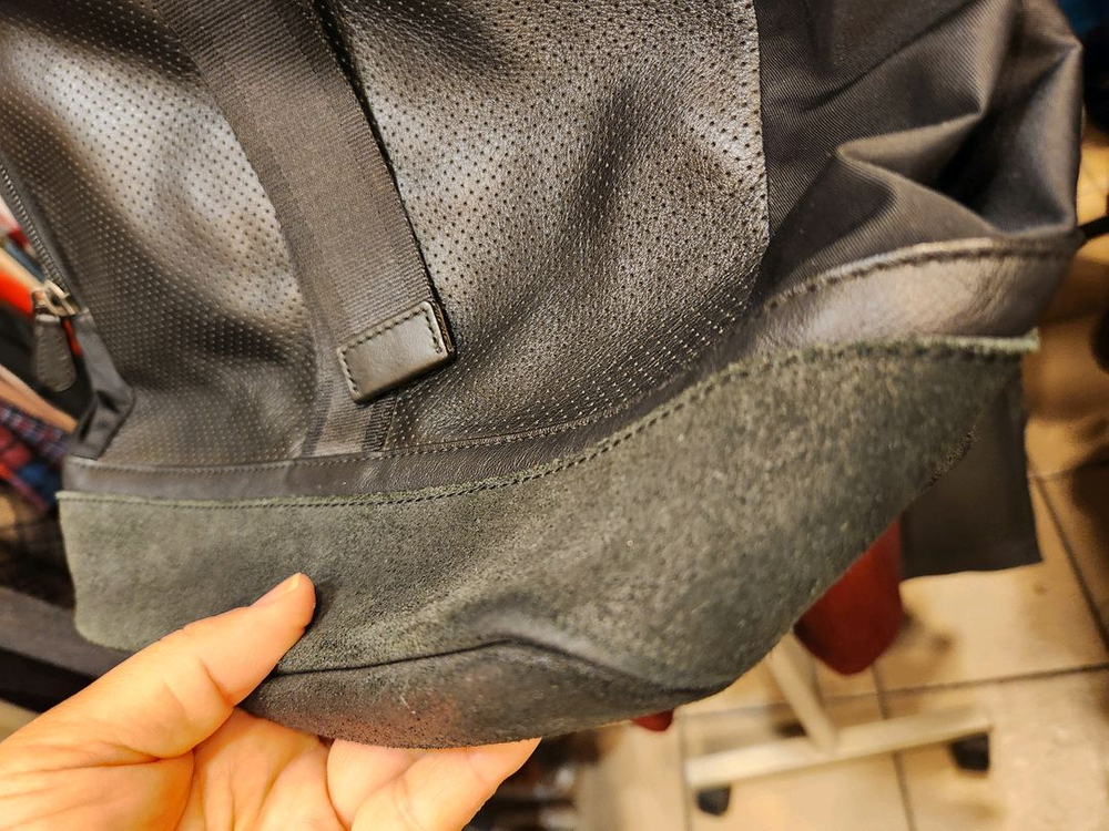 코치 블랙 가죽 백팩--7