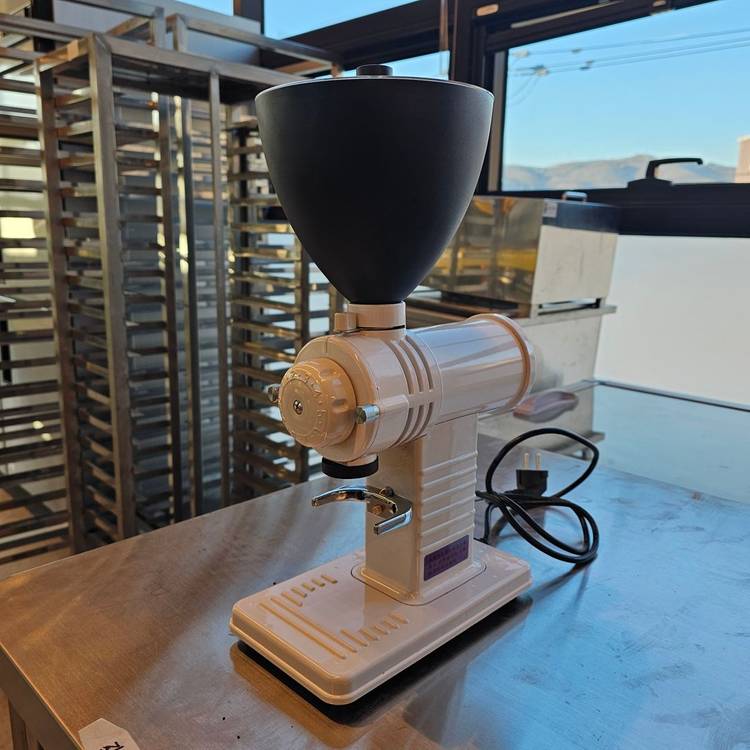 520N 커피 그라인더 가정용 사무실 이미지