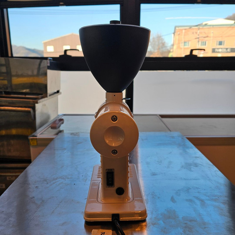 520N 커피 그라인더 가정용 사무실 이미지