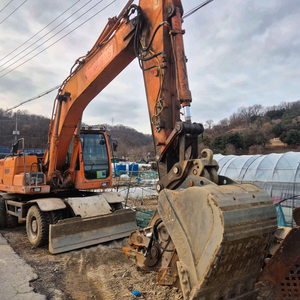 두산 08굴삭기 DX 210w 소개