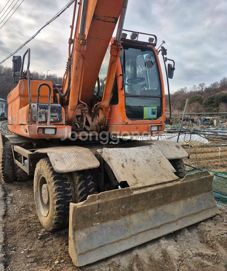 두산 08굴삭기 DX 210w 소개--1