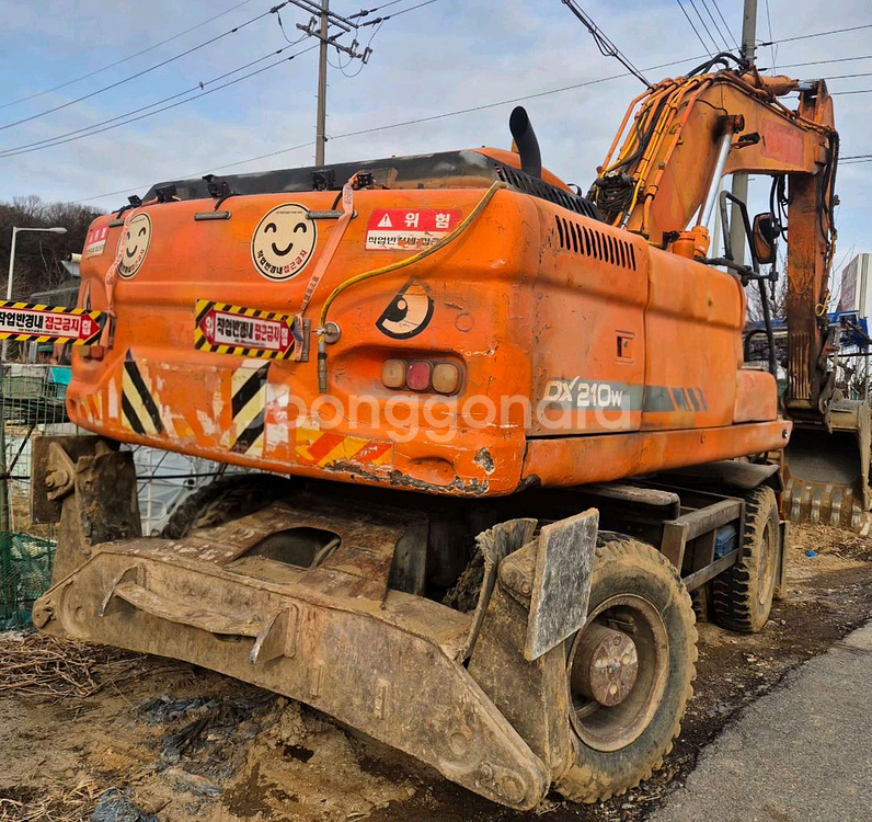 두산 08굴삭기 DX 210w 소개--4
