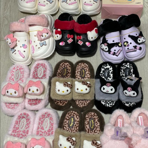산리오 신발 모음(헬로키티, 쿠로미, 마이멜로디)