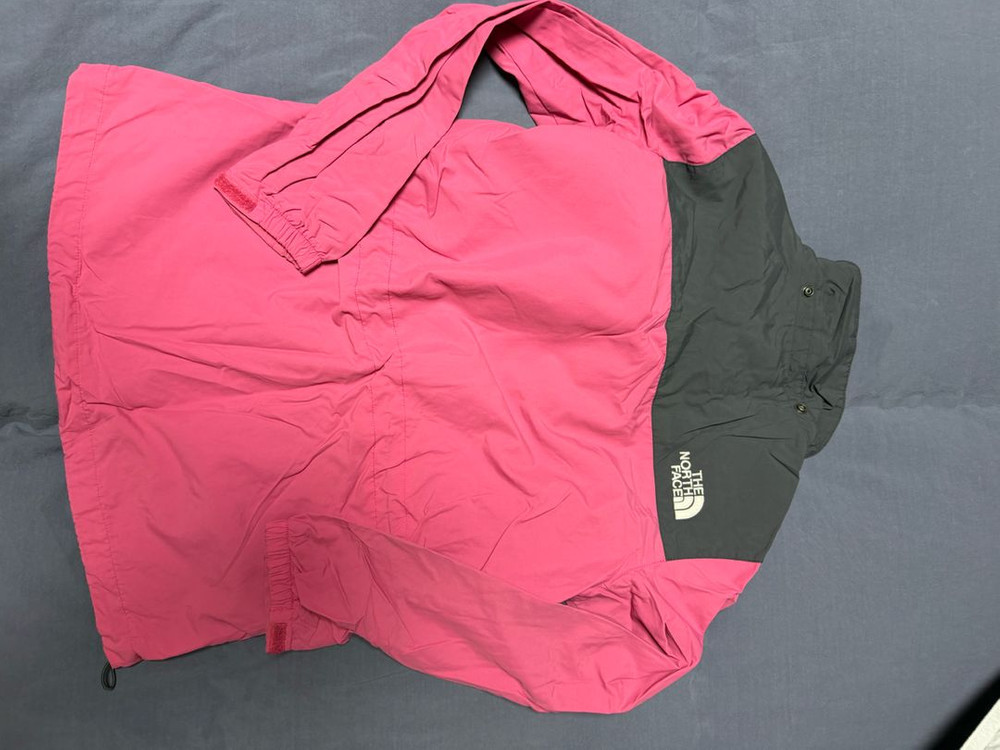 노스페이스 아동 핑크/블랙 바람막이 자켓 140--4
