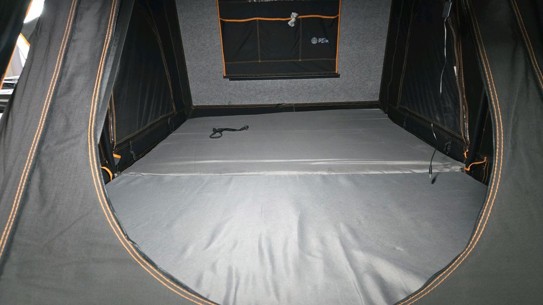 피크 차박 루프탑텐트 하드탑 2인용 팝니다--3