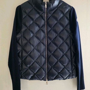 몽클레어 다이아몬드 퀄팅 네이비 니트 패딩 새상품급 M (55~66사이즈)