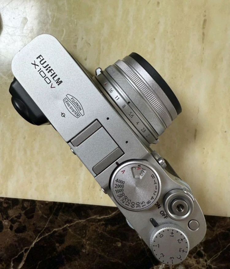 후지필름 x100v 실버 판매합니다 이미지