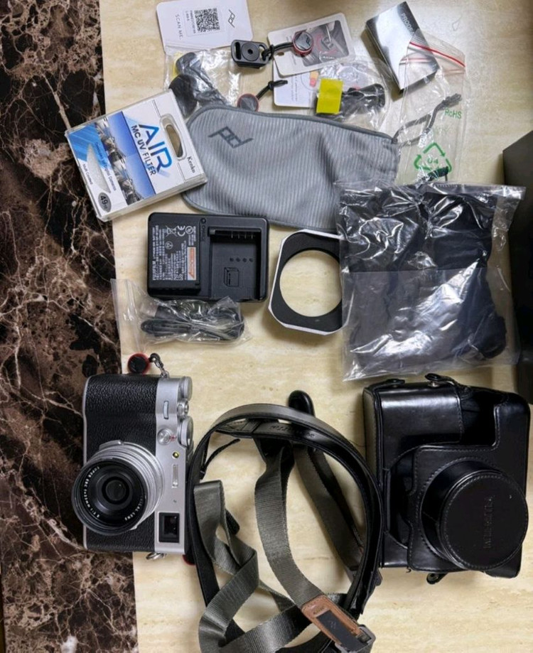 후지필름 x100v 실버 판매합니다 이미지