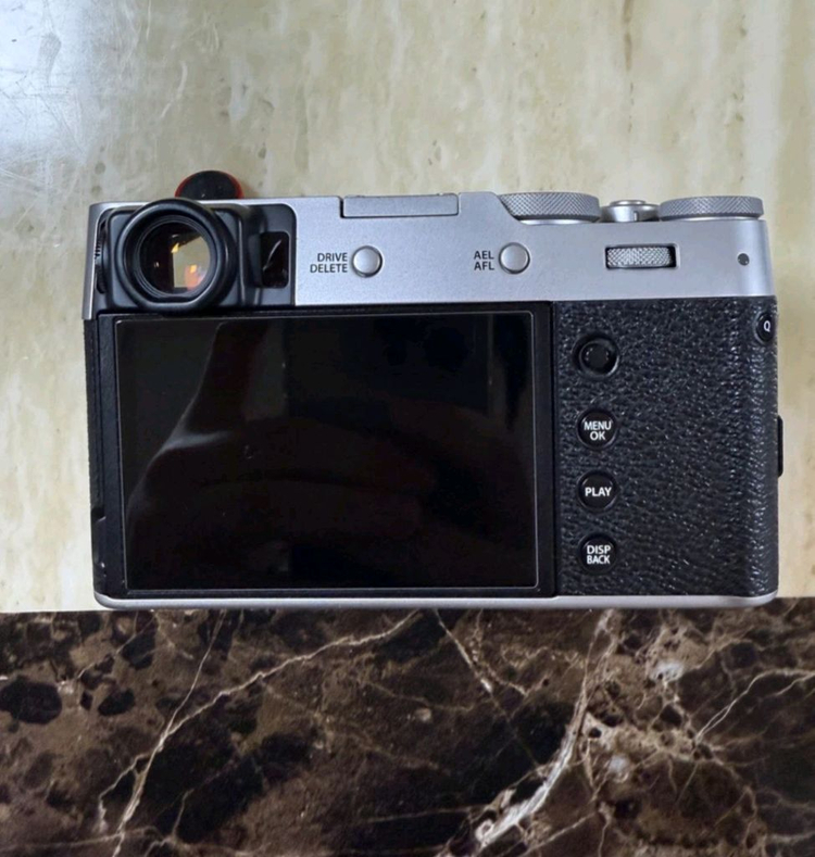 후지필름 x100v 실버 판매합니다 이미지