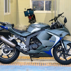 코멧125R/14년식/1만키로/120만원/상태굿 이미지