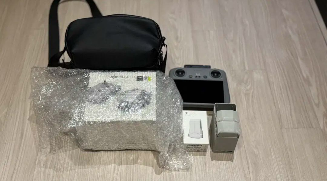 DJI Mini 4 Pro 미니4프로 드론 플라이 모어 콤보 리퍼(기체 미개봉 새상품)--0