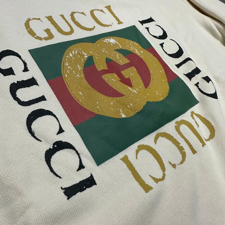 새상품)구찌 로고 프린트 맨투맨 원가이하 세일--2