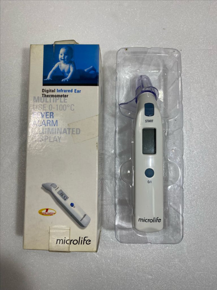 디지털 귀 체온계--1