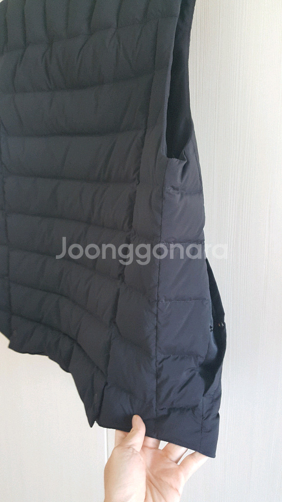 타임옴므 남자 구스 패딩조끼 팝니다--5
