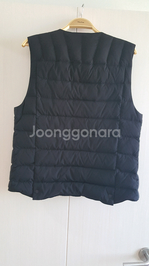 타임옴므 남자 구스 패딩조끼 팝니다--7