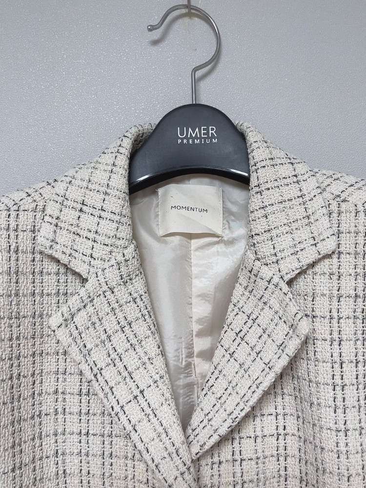 (가격인하/무료배송) 모멘텀 체크 트위드 자켓 두번 착용 이미지