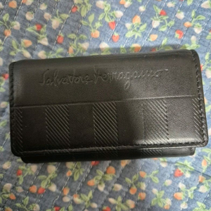 살바토레 페라가모 블랙 가죽 키케이스 이미지