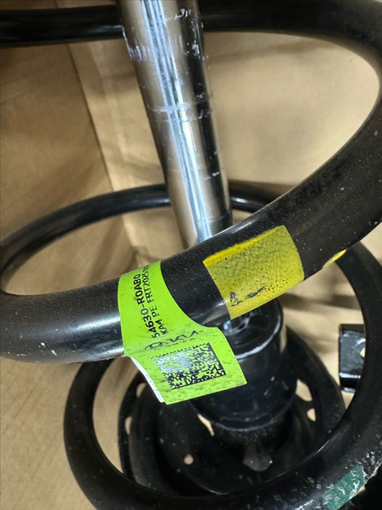 ka4 카니발 순정 서스 신품급 판매합니다--4