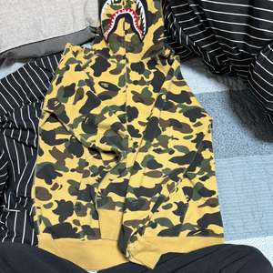 베이프 샤크 후드 황계 XL