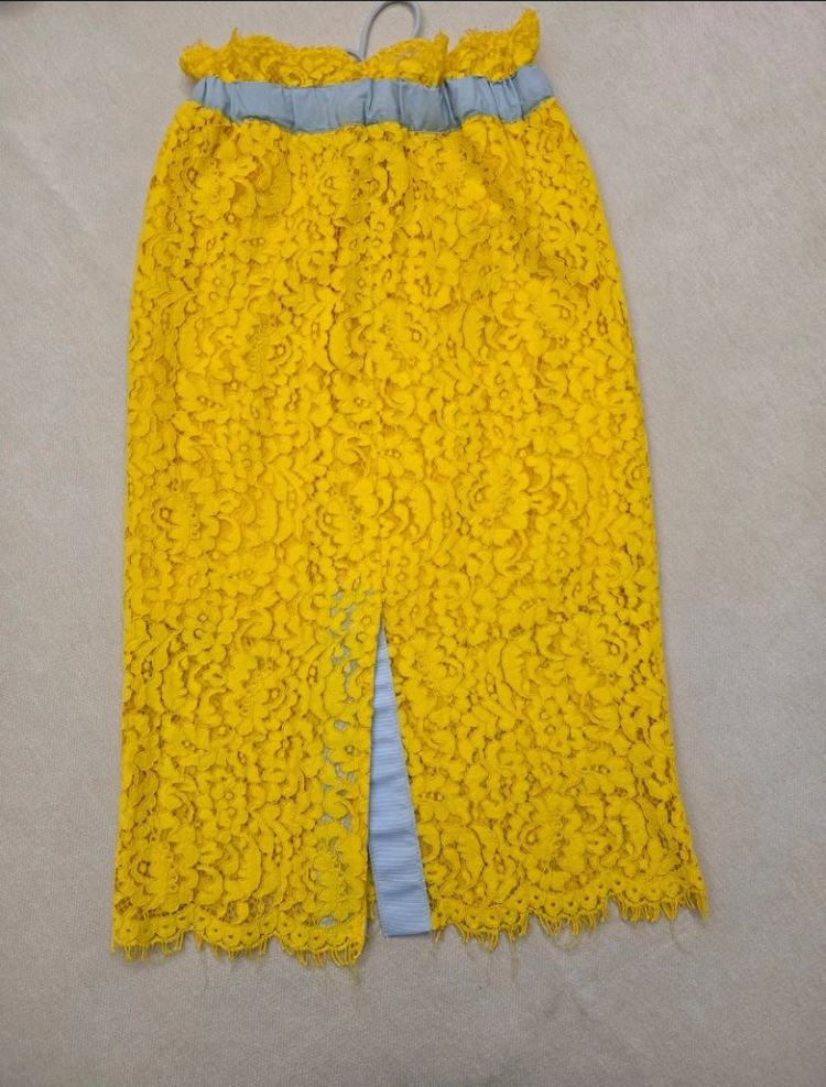 타라바이모션 펀칭스커트--1