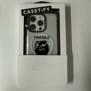 케이스티파이x프라그먼트 아이폰16 pro 케이스 새상품