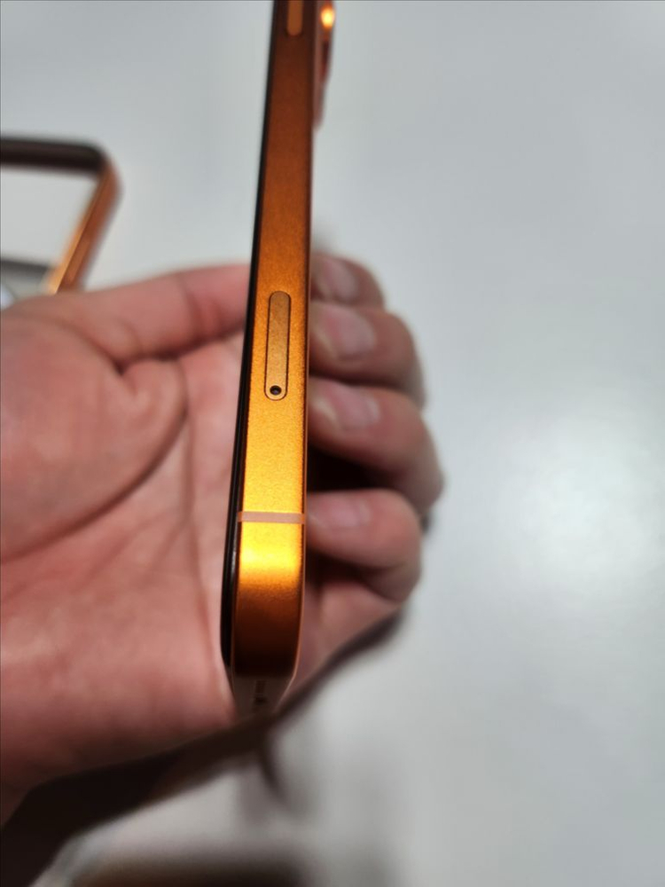 아이폰XR 128g SS급 판매 (외형 17프로 튜닝)--4