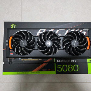 만리 지포스 RTX 5080 Gallardo 16GB 팝니다