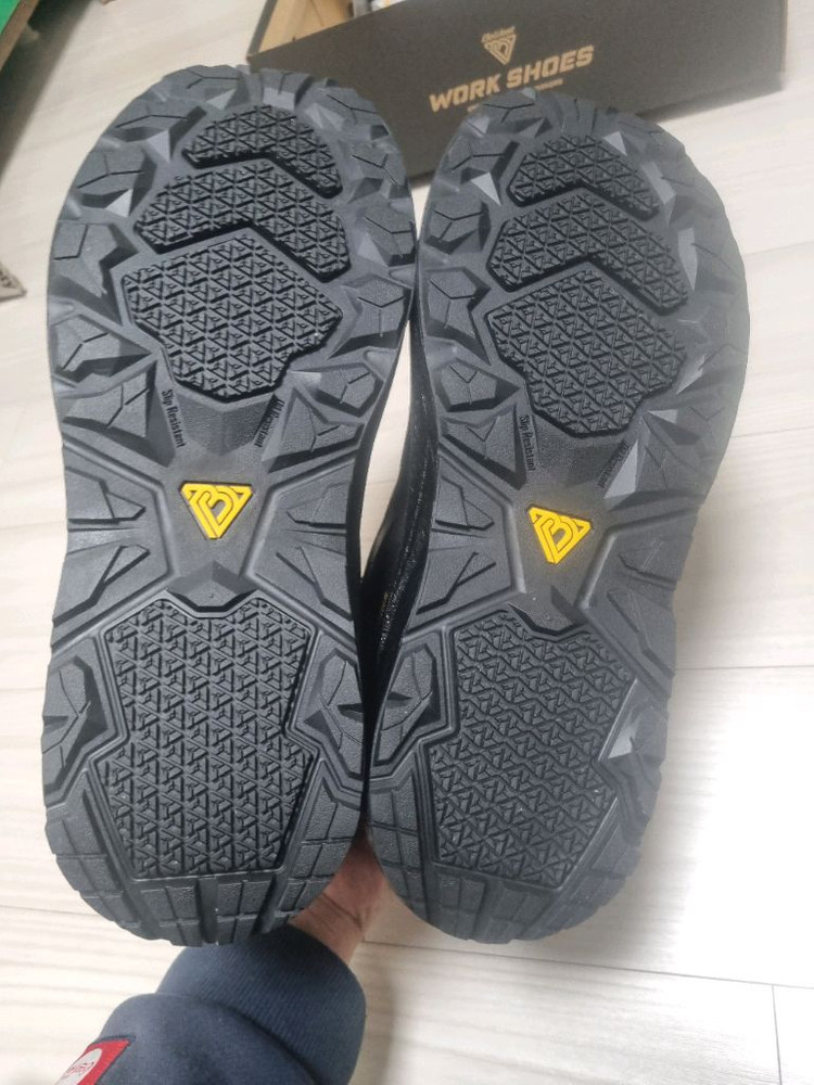 볼디스트 Boldest 안전화 베이퍼쉴드541 팔아요. 사이즈 280 새상품 택포 무료 배송--3