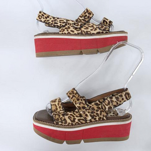 나무하나 샌들 이미지