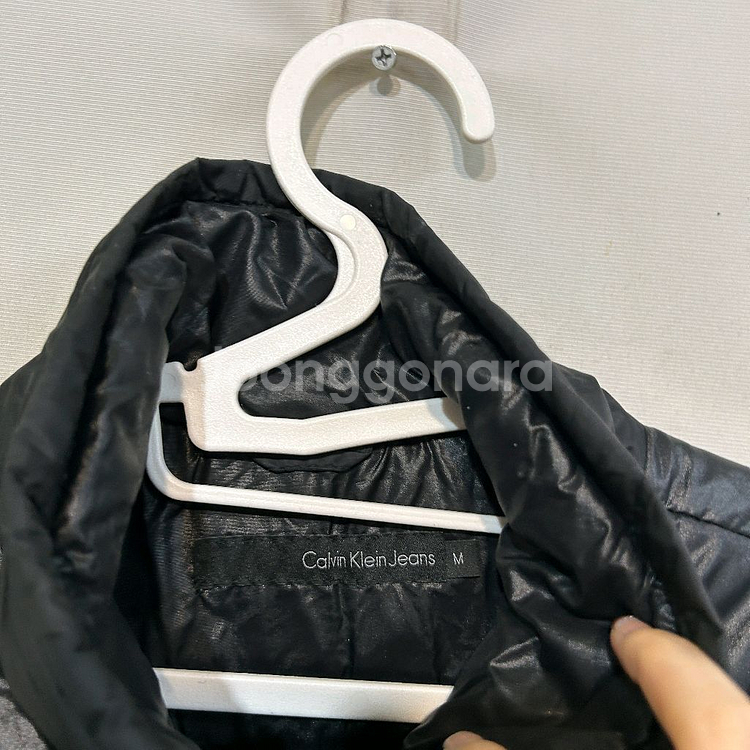 켈빈클라인진 남성 패딩 95 덕다운 블랙--3