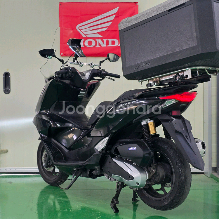 혼다 PCX125 ABS 25년식 1인신조 짧은키로수 최저가 판매합니다--6