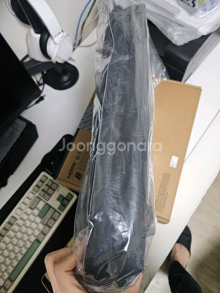 새상품 기가바이트 백팩 노트북 가방 블랙 충격방지 17.5인치--2