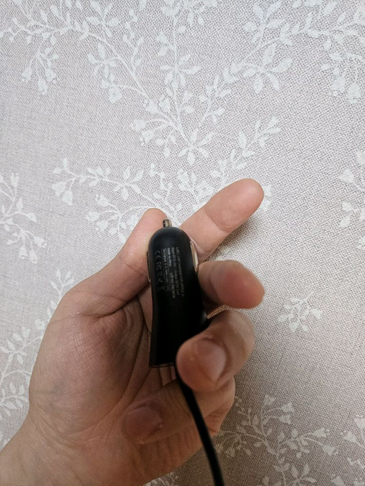 랩씨 아이폰 차량용 고속 충전기 라이트닝 케이블 일체형 (시가잭 어댑터) 이미지