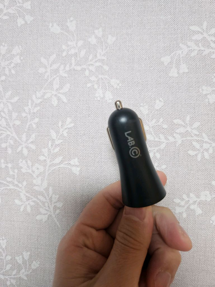 랩씨 아이폰 차량용 고속 충전기 라이트닝 케이블 일체형 (시가잭 어댑터) 이미지