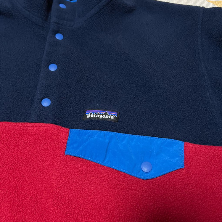파타고니아 신칠라 스냅티 켄달 제너 착용 m--2