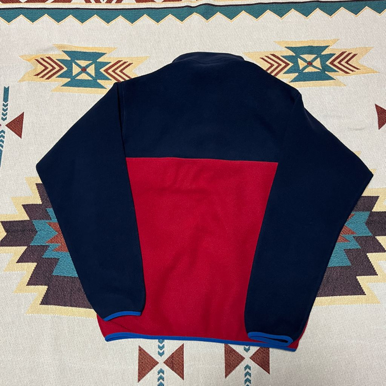 파타고니아 신칠라 스냅티 켄달 제너 착용 m--4