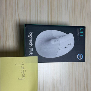 Logitech LIFT 인체공학 버티컬 마우스