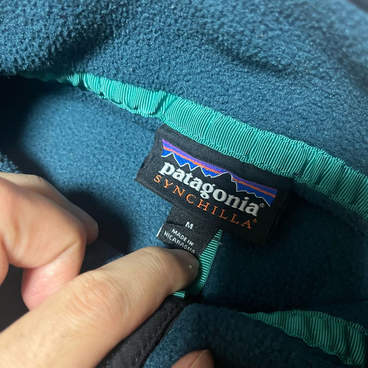 파타고니아 신칠라 투톤 컬러 스냅티 M--3