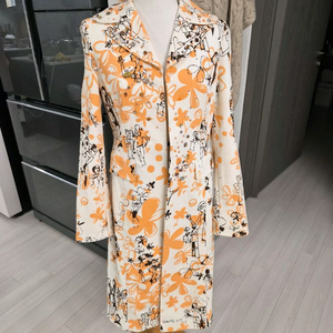 정품 손정완SON JUNG WAN 비즈 아트 드로잉 롱 자켓 55