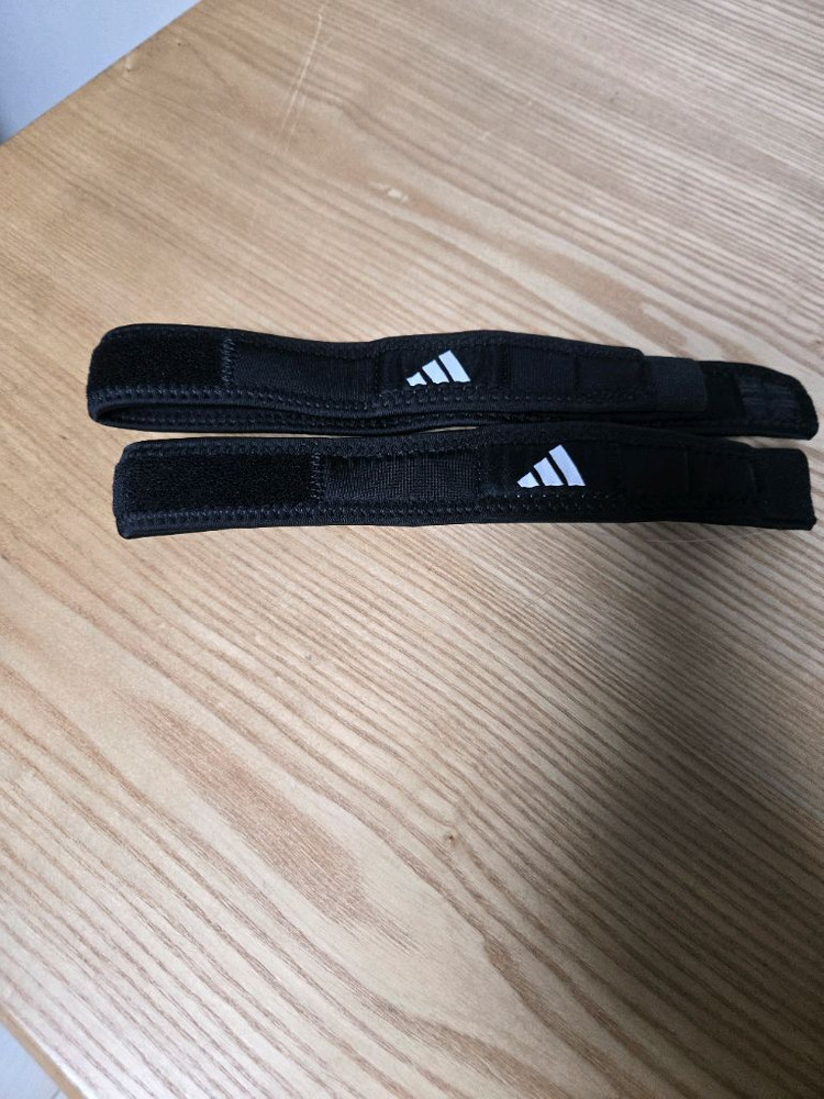 아디다스 스트랩 무릎보호대--2