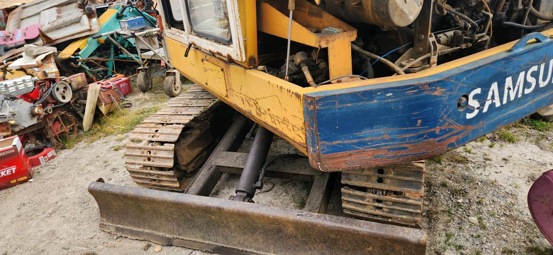 집게 고철 찝게 장착된 02 삼성 볼보 굴삭기 굴착기 포크레인 포크래인--2