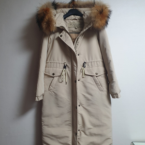 버버리 라쿤퍼 다운파카 롱패딩 베이지 S 택포