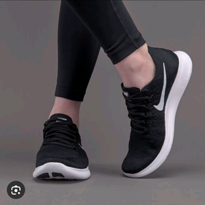 여.230) 나이키 여성 러닝 운동화, 플라이니트 / 조깅 헬스 다이어트