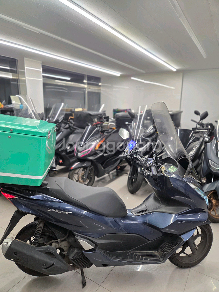 PCX125 22년식--2