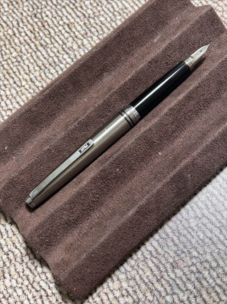 빈티지 파이롯트 쇼트 만년필 - F닙, H680--1