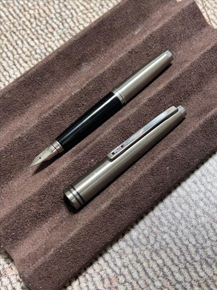 빈티지 파이롯트 쇼트 만년필 - F닙, H680--2