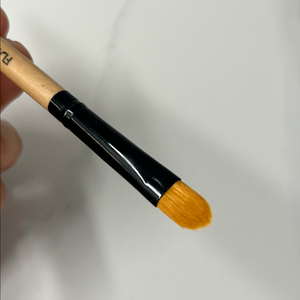 플라리아 컨실러 브러쉬