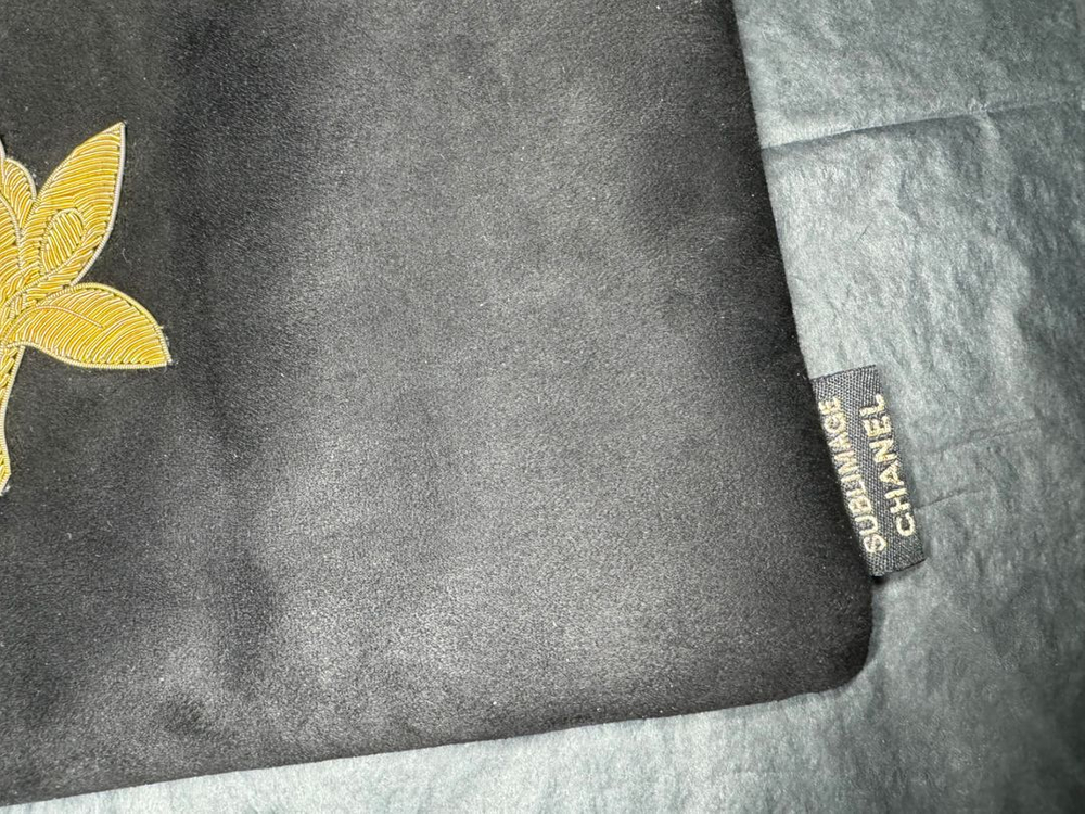 샤넬 한정 희귀템 자르도지 자수 파우치 클러치--3