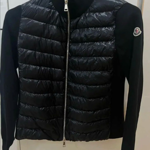 몽클레어 여성니트패딩 M (새상품급)