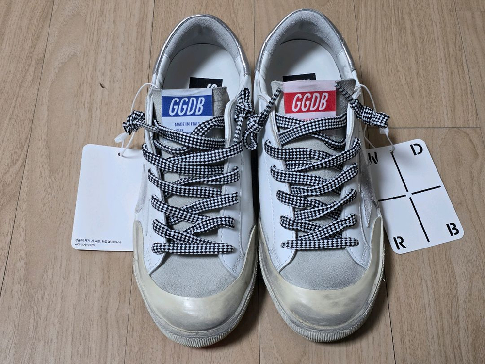 골든구스 슈퍼스타 36사이즈 새상품. 마지막 가격.--2